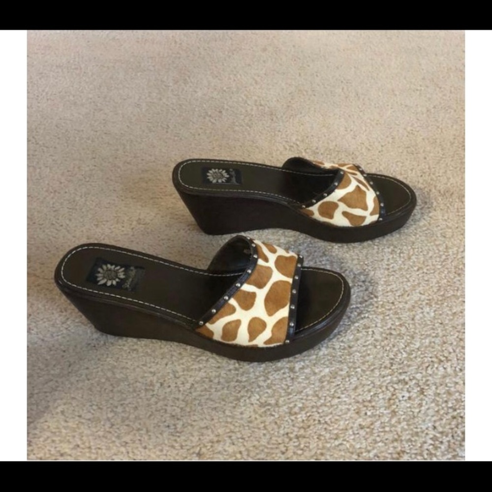 Yellow Box Wedge Cow Hide Leather Sandal wedge - Picture 3 of 7